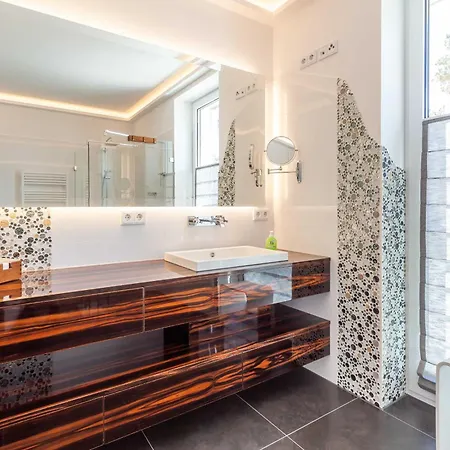 Vogue - 7 * Binz